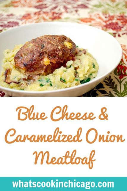 Blue Cheese Meatloaf, Cheese Meatloaf, Easy Meatloaf Recipe, Baked Meatloaf, Cheese Stuffed Meatloaf, Blue Cheese Recipes, Classic Meatloaf, Easy Meatloaf, Caramelized Onion