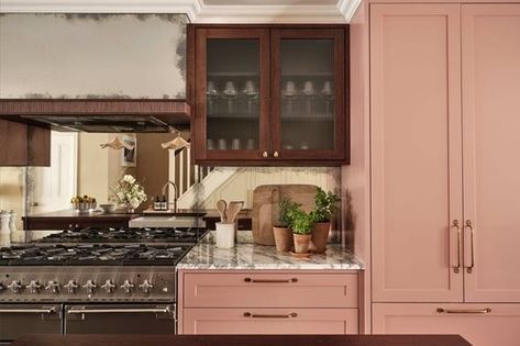 St Johns Wood Townhouse — Rebecca Hughes Interiors Dusty Rose Kitchen, Mint Green Kitchen, Rose Kitchen, Pattern Play, St Johns, Kitchen Reno, Stunning Interiors, Design Sponge, Green Kitchen