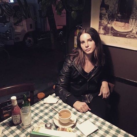 Lana Del Rey Fanpage on Instagram: “coffee or tea ?🧐  @lanadelrey #lanadelrey” Lana Goddess, Lana Rey, Lizzy Grant, Elizabeth Grant, Trip Hop, Dream Pop, Brooklyn Baby, Lust For Life, Queen Mother