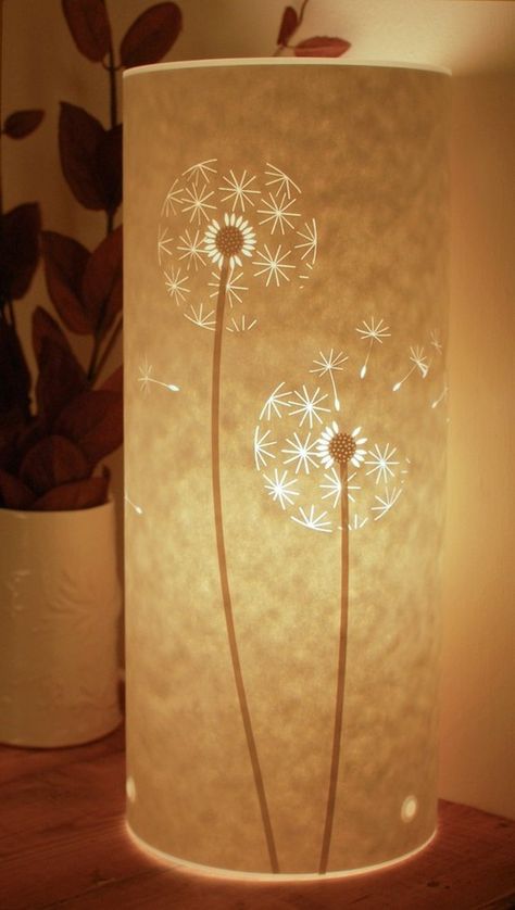 Dandelions! Dandelion Light, Lampe Diy, Dandelion Clock, Diy Bricolage, Paper Lanterns, Lighting Ideas, Lantern Lights, Lampshades, Furniture Ideas