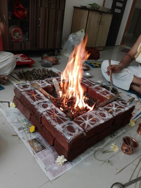 Hawan Puja At Home, Hawan Pooja Snaps, Pooja Snap, Pooja Aesthetic, God Animation, Funny Taglines, Pooja Photos, India Aesthetic, Ancient Wisdom Quotes