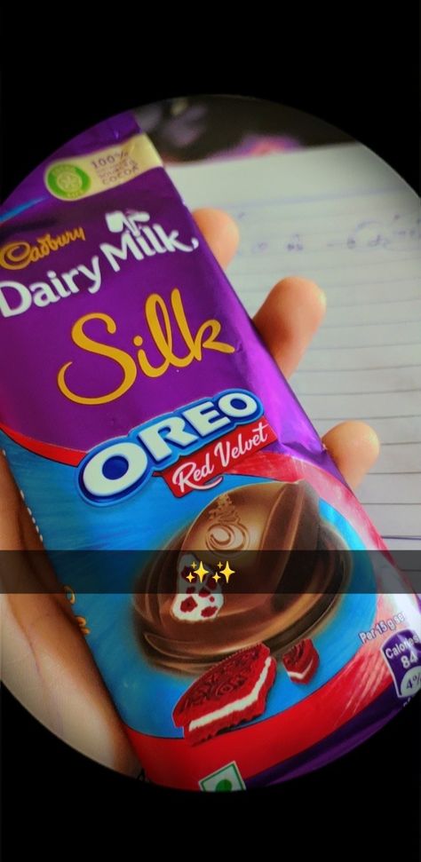 Silk Oreo, Hug Images, Dairy Milk Silk, Funny Snapchat Pictures, Funny Snapchat, Dairy Milk Chocolate, Cadbury Dairy Milk, Chocolate Oreos, Snapchat Picture