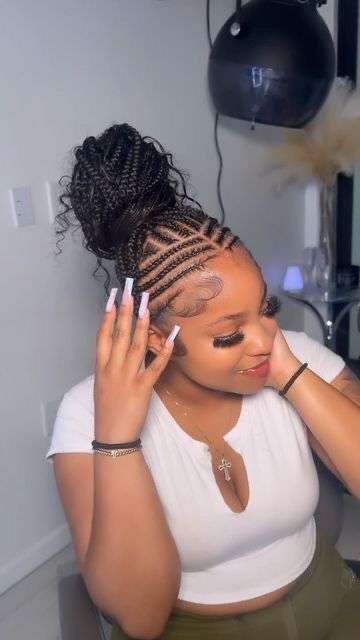 Fulani Braids Updo Hairstyles, Bohemian Braids With Cornrows, Tribals With Bohemian Braids, Cornrows Going Up Into A Ponytail, Fulani Braided Ponytail, Stitch Fulani Braids, Fulani Braids Bun, Fulani Braids Bohemian, Fulani Sew In