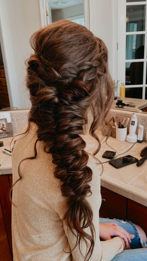 Prom Hairstyles For Curly Hair, Cascade Braid, Bridal Braid, Prom Braid, Hair Styles For Long Hair, Wavy Hair Overnight, Styles For Long Hair, Bridal Braids, Wedding Braids