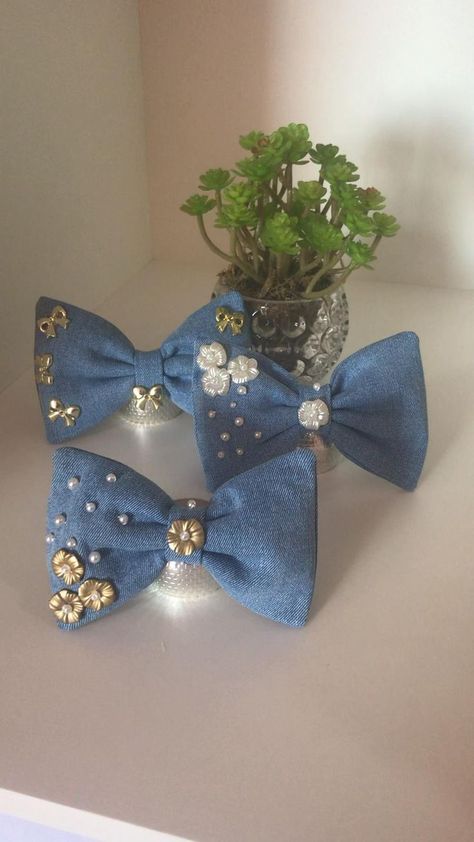 Denim Hair Accessories, Hair Pins Diy, Hair Bows Diy Ribbon, Girls Hair Bows Diy, Homemade Bows, Diy Hair Accessories Ribbon, Denim Crafts Diy, Fancy Bows