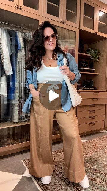 Taryn Hicks | Midsize Style | size 14 Fashion Inspo on Instagram: "Never thought I would say this…
Wide leg pants > leggings for a comfy throw on and go outfit. 

This midsize fall outfit is giving Chessy 🤌🏻

Comment SHOP below to receive a DM with the link to shop this post on my LTK ⬇ https://liketk.it/4O4iG

 #ltkmidsize #midsizeuniversity" Trouser Pants Outfits, Midsize Fall Outfits, Wide Leg Pants Outfit, Midsize Outfits, Midsize Style, Outfits 2023, Trouser Pants, Fall Outfit, Pants Outfit