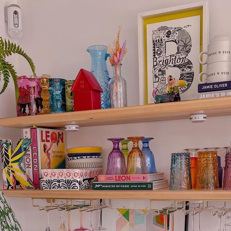 Geri Sammut-Alessi on Instagram: "Kitchen Shelfie 🌈 This week on the whole hasn’t been a great one so I’m very much excited that it’s the weekend and now looking forward to next week being better. I did have one highlight this week though, which was attending a lovely event hosted by @stgermaindrinks and @vaisselle.boutique it was so beautiful and inspiring that I’ve popped a couple of pics on the swipe. The most gorgeous tableware, delicious food, lovely company and incredible summer cocktails Oliver Bonas Kitchen, Kitchen Shelfie, Open Shelves Kitchen, Small Cozy Apartment, Diy Shelf Brackets, Cozy Eclectic, Quirky Kitchen, Instagram Kitchen, Being Better