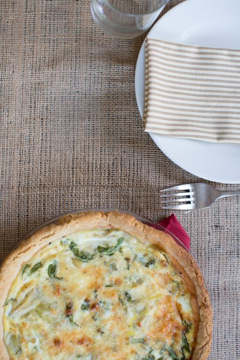 artichoke arugula quiche. Arugula Quiche, Leftover Pie Dough, Quick Quiche, Leftover Pie, Pie Dough Recipe, Vegetarian Mains, Christmas Brunch, Quiche Recipes, Pie Dough