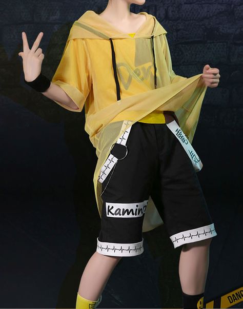 My Hero Academia Kaminari, Hero Academia Cosplay, Kaminari Denki, Costumes Wigs, Denki Kaminari, My Hero Academia Cosplay, Suit Cosplay, Anime Inspired Outfits, Tomboy Fashion