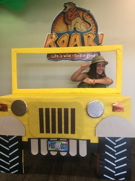 Safari Vacation Bible School, Diy Safari Jeep, Safari Jeep Cardboard Diy, Australia Vbs Decorations, Safari Vbs Decorations, Zoomerang Vbs, Jungle Theme Classroom Decorations, Safari Birthday Party Decorations, Safari Jeep