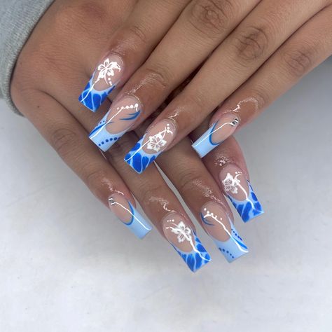 neon and pastel blue french tip hibuscus flower summer acrylic nails Neon Blue Nails Acrylic, Blue Nail Designs Summer, Dark Blue Summer Nails, Blue Flower Nails, Summer Nails Blue, Neon Blue Nails, Hawaiian Flower Nails, Pastel Blue Nails, Blue French Tip