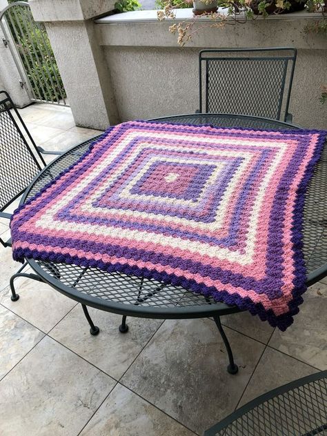 C2c In The Round Pattern, C2c In The Round, Round Crochet, Round Pattern, Crochet Bedspread, Do It Now, Corner To Corner, Crochet Free, Picture Search