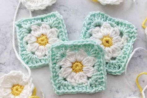 Granny Square Motif, Crochet Flower Granny Square Pattern, Daisy Granny Square, Sunburst Granny Square, Crochet Flower Blanket, Granny Square Tutorial, Flower Granny Square, Throw Blanket Pattern, Crochet Daisy