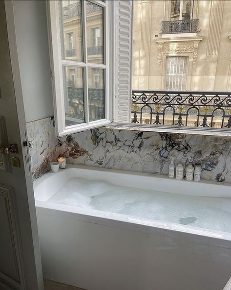 Parisian Apartment Bathroom, Paris Bathroom, Parisian House, Luxe Bathroom, French Apartment, Parisian Apartment, Apartment Bathroom, Tiny Apartment, Paris Apartments