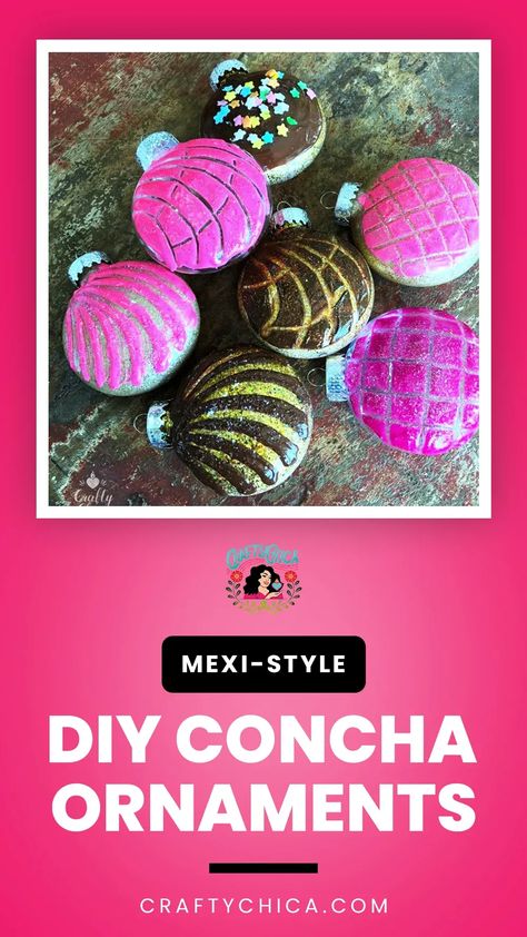 Click through to see how to ake pan dulce for your Christmas tree! Concha ornaments! Diy Mexican Ornaments, Mexican Christmas Ornaments, Mexican Ornaments, Mexican Christmas Decorations, Mexican Christmas, Mexican Crafts, Heritage Crafts, Puffy Paint, Light Crafts