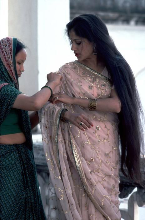 Desert Dreamer Anjali Mehta, Eve Arnold, Rajasthani Dress, Rajputi Dress, Royal Indian, Indian Princess, Vintage Bollywood, Saree Trends, Indian Culture