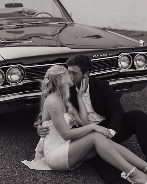 POV: you ask for old money themed engagement photos ft an old car Drag Racing Engagement Photos, Rolls Royce Engagement Photos, Corvette Engagement Photos, Old Money Engagement Photos, Car Engagement Photos, Themed Engagement Photos, Old Fashioned Cars, Car Wedding, Old Car