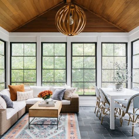 75 Sunroom Ideas You'll Love - October, 2024 | Houzz Four Seasons Room Exterior, Back Patio Sunroom, Cozy Four Seasons Room, Attached Sunroom Ideas, Florida Room Addition, Sunroom Tv Room Ideas, Sunroom Dining Room Ideas, Sun Room Design, Sunroom Conversion