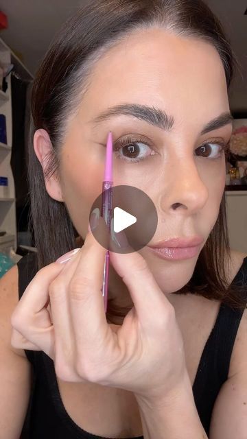 Erica Taylor on Instagram: "Lets update our brows with @kosas Air brow and nano brow pencil. Once apon a time in the 1990s to 2015 we used nriw shadows but now we know brow shadows look artificial and we have moved to smaller hair mimicking pencils to create the realistic brow #kosas #eyebrows #brows #browshaping #over40 #genx #millennial #makeupover40 #matureskinmakeup #makeup #eyebrowtutorial #eyebrowshaping #fyp" Erica Taylor, Makeup Over 40, Face Makeup Tips, Eyebrow Tutorial, Makeup Transformation, Brow Shaping, Brow Pencil, Eyebrow Shaping, The 1990s