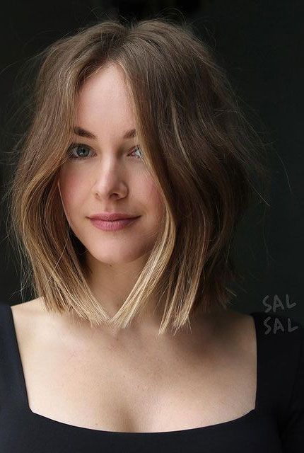 3. Cute lob haircut to rock 2021 Let us get a sneak peek into world of perfect haircuts and hairstyles for 2021. Whether you... Cute Lob Haircut, Wavy Lob Haircut, Best Haircuts, Lob Hairstyle, Lob Haircut, Short Haircut, Long Bob, Shoulder Length Hair, Hair Color Ideas