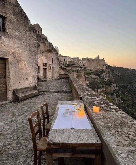 Italy Trip Planning, Matera Italy, Italian Aesthetic, Italy Travel Tips, Italy Aesthetic, Puglia Italy, Southern Italy, Beautiful Hotels, Travel Inspo