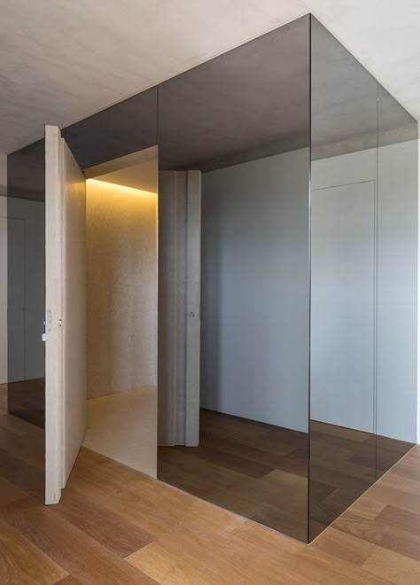 Mirrored Walls, Mirror Doors, Australia House, Hidden Door, Home Entrance Decor, Mirror Interior, Entrance Decor, Bedroom Mirror, Furniture Details