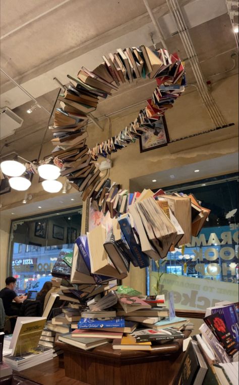 Book Retail Display, Flying Books Display, Book Store Window Display, Book Store Ideas, Library Floor Plan, Book Installation, Library Themes, Store Window Display, Childrens Library