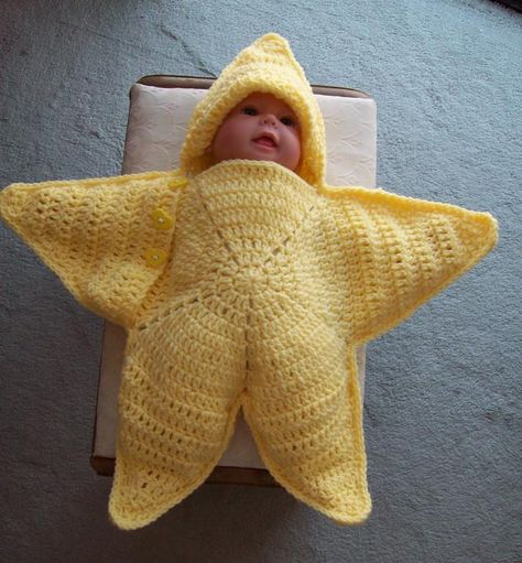 Crochet a Starfish Baby Outfit – Free Pattern! | KnitHacker Crochet Sleeping Bag, Crochet Pillow Cases, Reverse Single Crochet, Ideas For Crochet, Crochet Poncho Free Pattern, Baby Cocoon, Baby Bunting, Crochet Baby Boy, Crochet Mittens