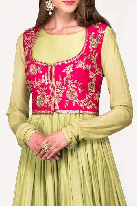 Short Jacket Style Kurti, Frock Kurti Design, Dress Design For Eid, Kurti For Wedding, Kurti Design Ideas, Pakistani Maxi, Neck Reference, Yellow Blouse Designs, Pakistani Maxi Dresses