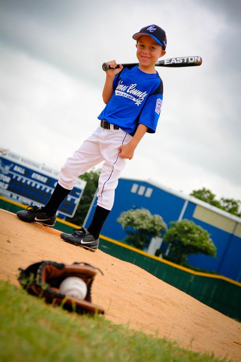 Sports Photography Ideas Aubrie Schroeder Photography Sports Photography Ideas, Baseball Team Pictures, Softball Photography, Softball Photos, Baseball Tips, Baseball Photography, Softball Pictures, Video Motivation, Baseball Pictures