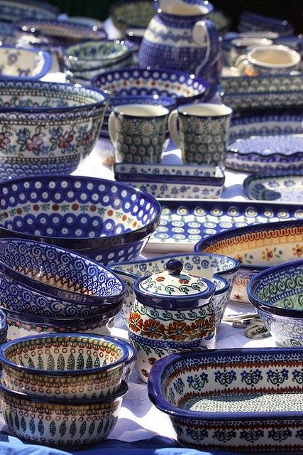 A Home and Lifestyle blog, focusing on home decor and styling, design, DIY projects, as well as travel, fashion, and food. Dresser Inspo, Iran Art, Blue And White Dishes, Kitchen Supply, Polish Heritage, Bowls And Plates, Polish Stoneware, Talavera Pottery, White Dishes