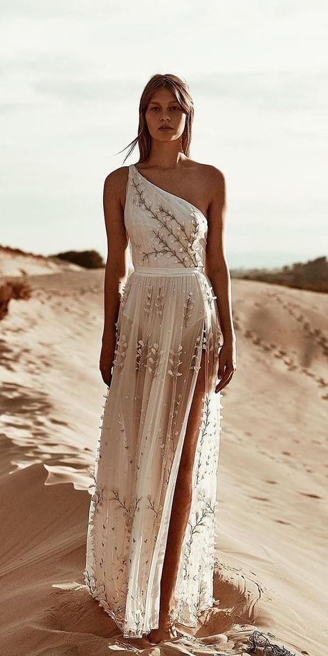 Dresses For Hot Weather, Beach Wedding Guest Dress, Beach Wedding Dresses, Wedding Robe, Maxi Dress Wedding, Best Wedding Dresses, Necklines For Dresses, Mermaid Dresses, Boho Wedding Dress