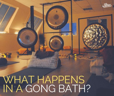 What happens in a gong bath? Gong Bath, Sound Bath, Eastern Philosophy, Meditation Retreat, Sound Therapy, Digital Detox, Ambient Music, Deep Relaxation, Gongs