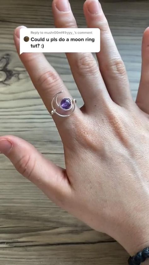 Moon Ring Tutorial, Diy Wire Jewelry Rings, Wire Jewelry Rings, Diy Jewelry Rings, Wire Wrapped Jewelry Diy, Diy Jewelry Unique, Ring Tutorial, Wire Jewelry Designs, Handmade Jewelry Tutorials