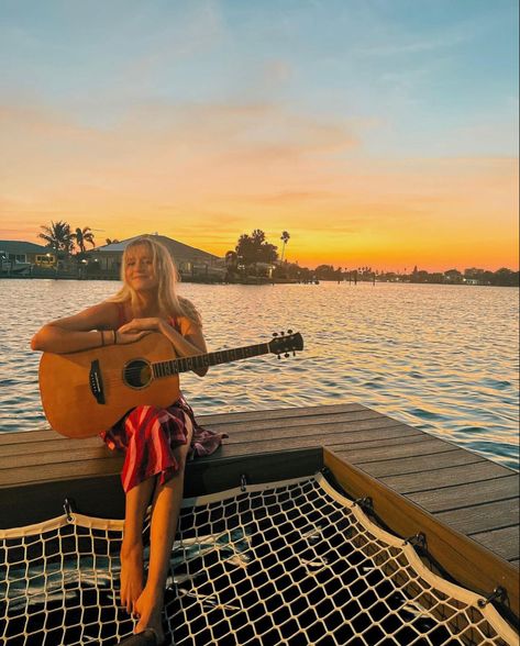 #guitar #sunset #floridaliving #aesthetic #vacation #beachlife #ocean #summer Beach Guitar Aesthetic, Roxy Girl Aesthetic, Beach Music Aesthetic, Bright Girl Aesthetic, Summer Music Aesthetic, Guitar At The Beach, Bright Summer Aesthetic, Music On The Beach, Surf Girl Aesthetic