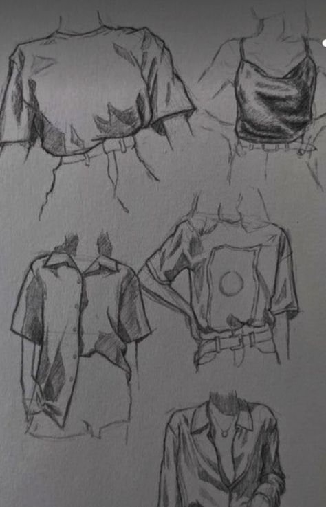 Easy Semi Realistic Drawings, Baggy Clothes Sketches, Baggy Shirt Drawing Reference, Drwng Ideas Easy Pencil, Draw Baggy Clothes, Baggy Clothes Drawing Reference, How To Draw Baggy Clothes, Baggy Shirt Drawing, Baggy Clothes Drawing