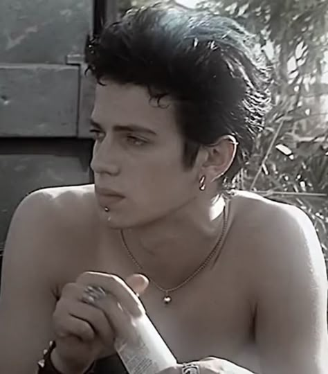 Hayden Christensen Shirtless, Hayden Christensen Movies, Sam Monroe, 90s Actors, Hayden Christensen, Normal Guys, Emo Guys, Star Wars Fandom, Hottest Guy Ever