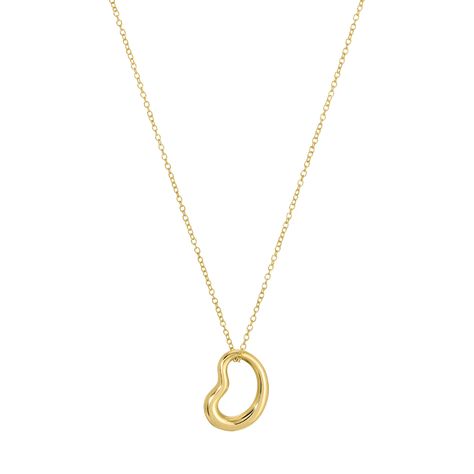 The Organic Bean necklace is like an organic sculpture in solid gold handmade in our studio and is available in solid yellow, rose and white gold 14K. Not hollowed but full of solid gold. Chain: 16" - 18" - 20" Weight: 1 gr Height: 11.7mm Width: 8.5mm Bean Jewelry, Bean Necklace, Organic Sculpture, Birthday List, Yellow Rose, Solid Yellow, Gold Chain, Solid Gold, Gold Necklace