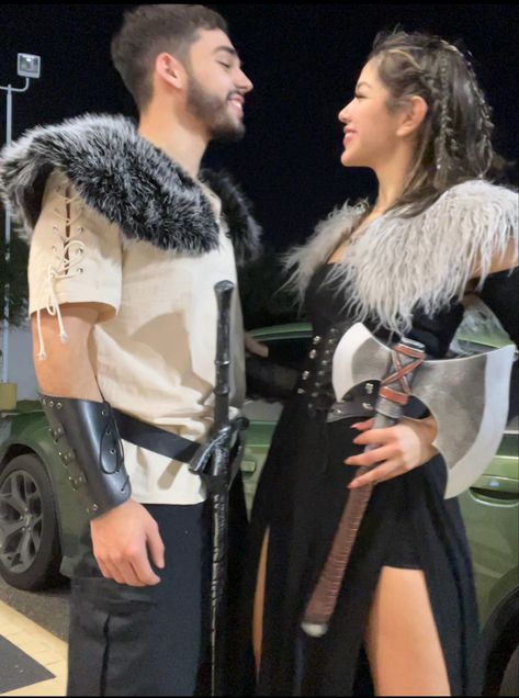 last kingdom || vikings: valhalla || Danes || Danish || Greenland Vikings || Greenland || vikings || Easy Viking Costume Men, Viking Couples Costumes, Viking Costume Couple, Viking Outfit Men, Vikings Halloween Costume, Viking Couple Costume, Vikings Costume, Vikings Costume Diy, Mens Viking Costume