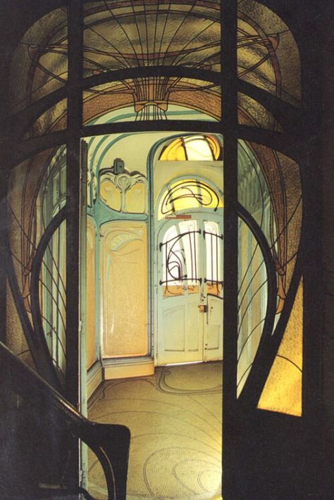 Hector Guimard (French, 1867-1942) Maison Coilliot, Lille, France, 1898-1900 Guimard designed this building as a “live/work” space and ceramic studio. The fireplace and exterior decoration are a combination of enameled lava and ceramics. Art Nouveau Arquitectura, Hector Guimard, Architecture Art Nouveau, Art Nouveau Interior, Live Work Space, Design Art Nouveau, Nouveau Architecture, Lille France, Art Nouveau Architecture