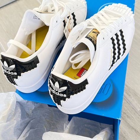 Adidas Lego superstar Adidas Campus 80s, Adidas White Sneakers, White Casual Sneakers, Adidas Shoes Mens, Adidas Campus, Adidas Yeezy Boost 350, Adidas Ultra Boost, Red Adidas, Green Shoes