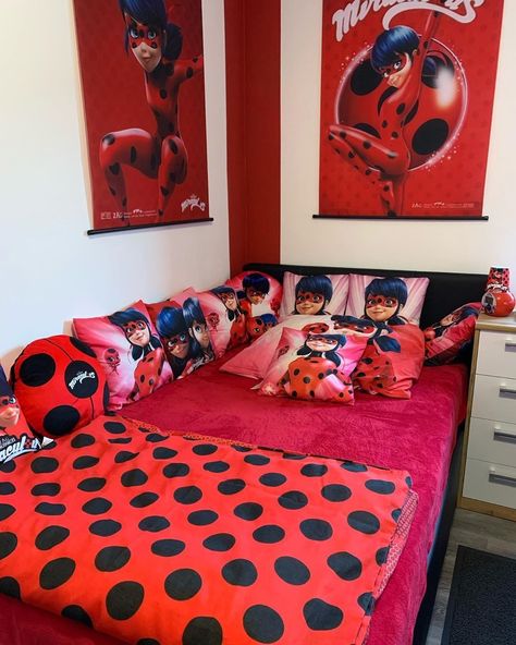 Miraculous Ladybug Bedroom, Miraculous Ladybug Room Decor, Ladybug Room Decor, Ladybug Bedroom, Ladybug Bedding, Ladybug Room, Miraculous Ladybug Toys, Miraculous Ladybug Party, Ladybug E Catnoir