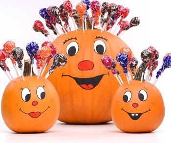 Mini Pumpkin Pie Pops Recipe | Mini Pumpkin Pies Pumpkin Sucker Holder, Pumpkin Lollipop Holder, Pumpkin Lollipops, Lollipop Pumpkin, Pumpkin Lollipop, October Preschool, Tootsie Pops, Pumpkins Art, Diy Pumpkins Crafts