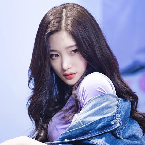 Beautiful Dia Chaeyeon Chaeyeon Dia, Baifern Pimchanok, Kim Chungha, Korean Actresses, Korean Celebrities, Korean Actress, Ulzzang Girl, Woman Face, Body Goals