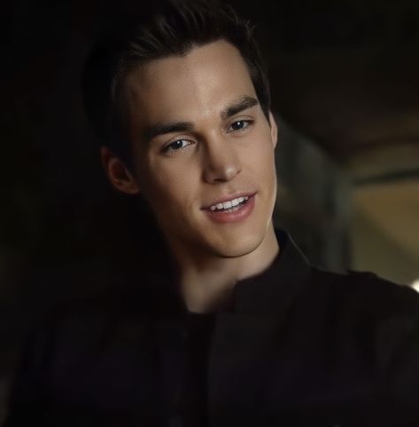 Kai Parker Photo, Kai Vampire Diaries, The Vampire Diaries Kai, Tvd Kai, Morgan Kelly, Kai Parker, Chris Wood Vampire Diaries, Diary Movie, Aimee Garcia