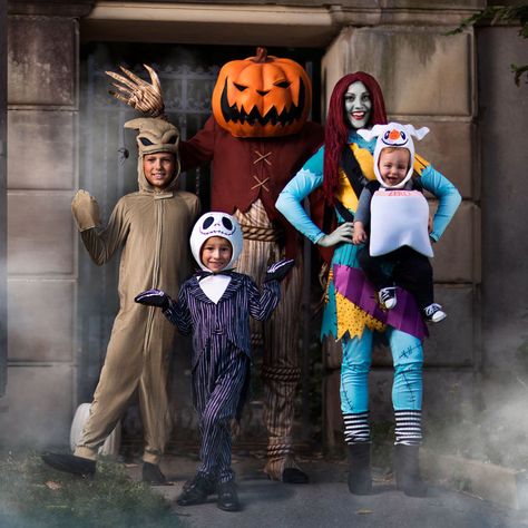 Check out: https://www.pinterest.com/disneyfamily/disney-halloween/ for more halloween costumes! #halloween #disney #costume Jack Sparrow Family Costume, Et Costume Family, Marvel Avengers Halloween Costumes, Nickalodian Characters Costumes, Nightmare Before Christmas Group Costume, Halloween Costumes For Family Of Four, Family Of 7 Halloween Costumes, Nightmare Before Christmas Costume Group, Disney Themed Halloween Costumes