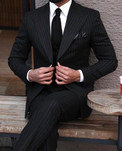 Men With Class Gentleman Style, Gangster Suit, Black Three Piece Suit, Subaru Levorg, Checkered Suit, Black Pinstripe Suit, Stylish Mens Suits, Black Suit Men, Gentleman Outfit