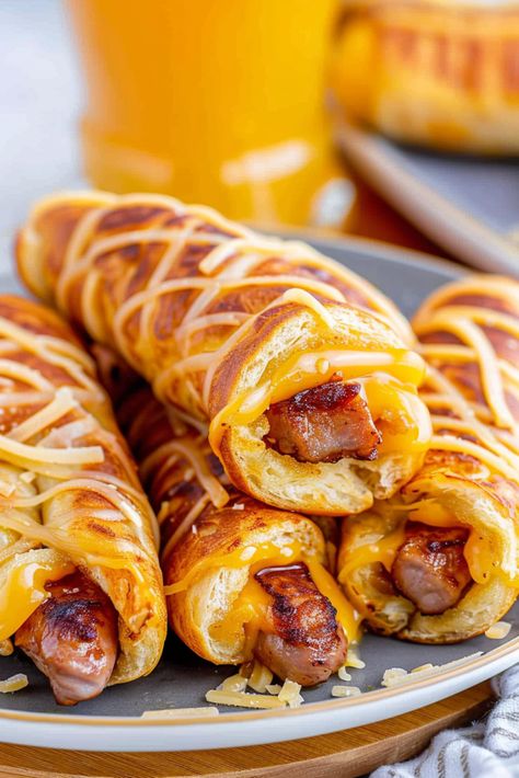 Pigs In A Blanket Breakfast Casserole, Lunch Ideas With Sausage, Breakfast Pigs In A Blanket Recipe, Pigs In A Blanket Breakfast, Breakfast Pigs In A Blanket, Pig In Blanket, Sliders Sandwiches, Pigs In A Blanket Recipe, Ramadan Recipe