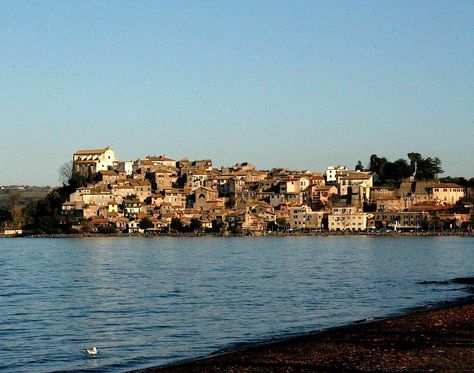 Lake Bracciano, Italy Lazio Italy, First Bus, Travel Goals, Sardinia, Places Around The World, Great View, Italy Travel, Sicily, Us Travel