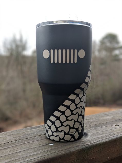 Christmas needs....    https://www.etsy.com/listing/677394564/jeep-tread-double-walled-stainless-steel?ga_order=most_relevant&ga_search_type=all&ga_view_type=gallery&ga_search_query=jeep+tumbler&ref=sr_gallery-1-25&organic_search_click=1&cns=1 Modificaciones Jeep Xj, Jeep Tumbler, Yeti Cup Designs, Jeep Gifts, Jeep Wrangler Accessories, Hors Route, Wrangler Accessories, Glitter Tumbler Cups, Dream Cars Jeep